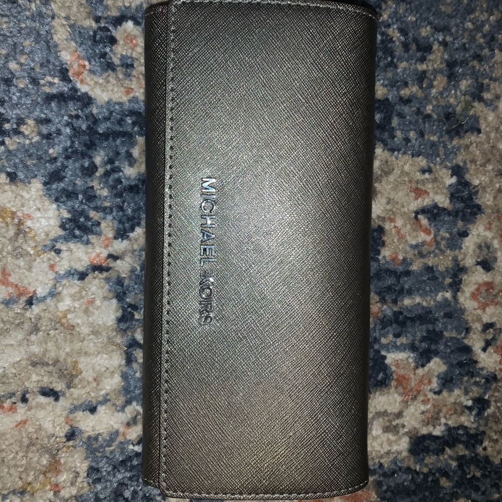 Michael Kors wallet